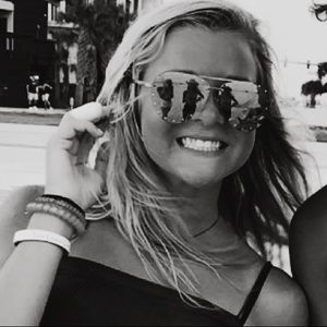 Meet your Posher, Maggie